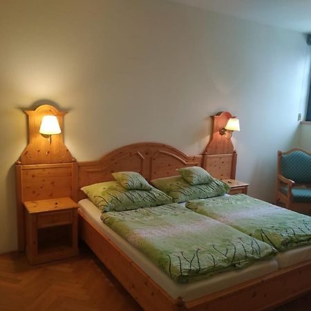 Hotel Svatý Tomáš Přední Výtoň Exteriér fotografie