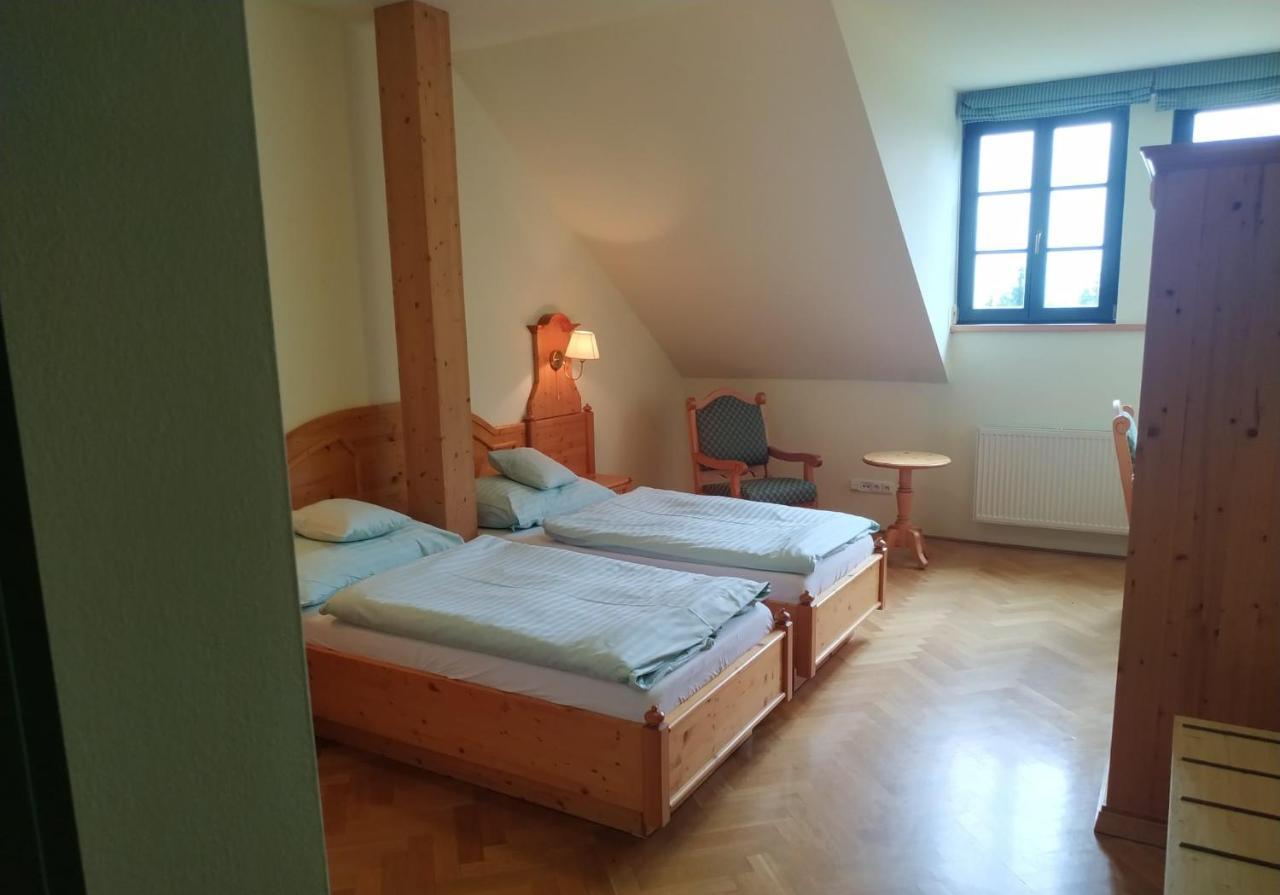 Hotel Svatý Tomáš Přední Výtoň Exteriér fotografie