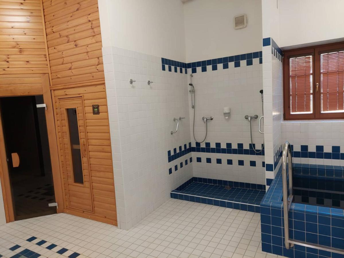 Hotel Svatý Tomáš Přední Výtoň Exteriér fotografie