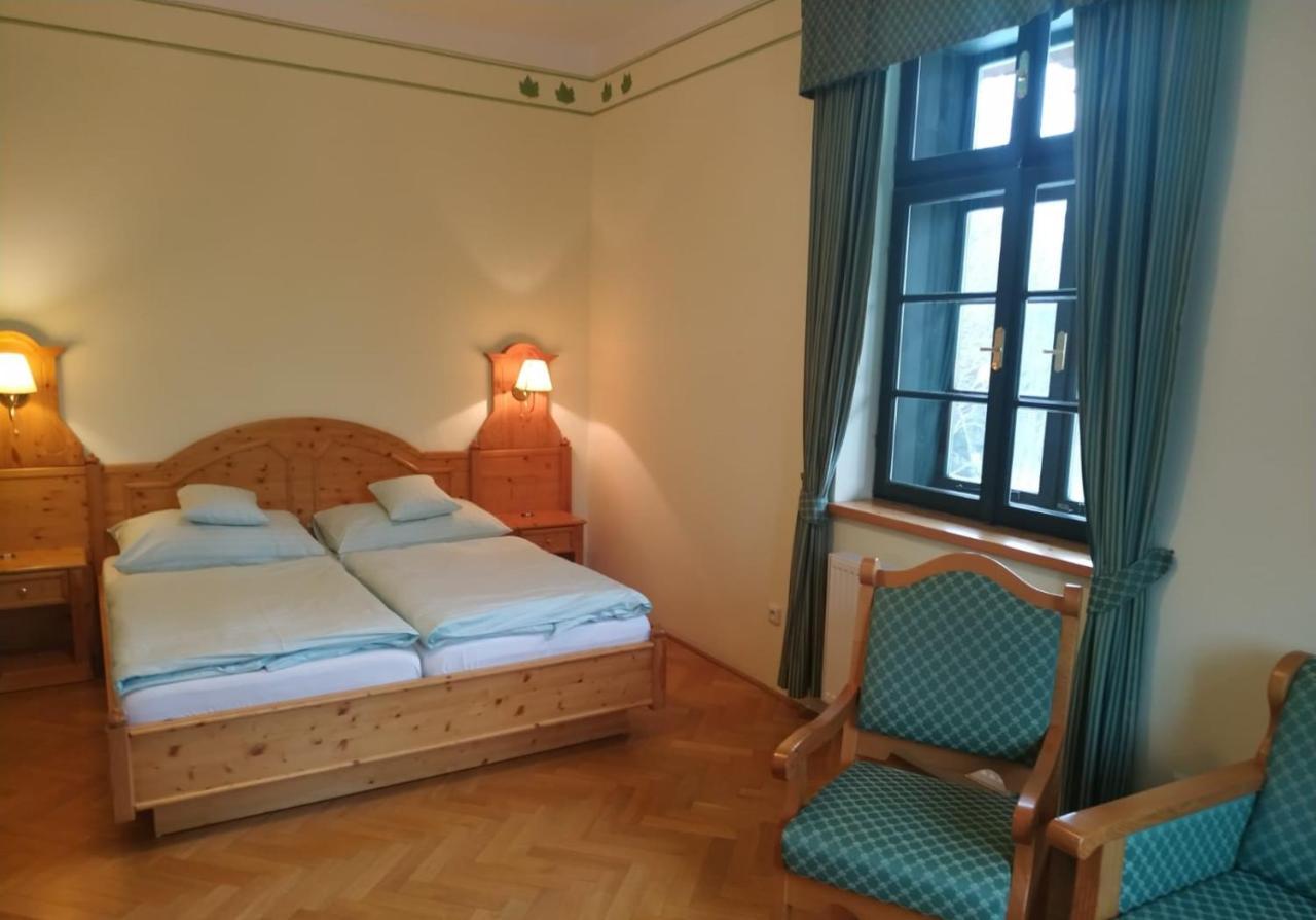Hotel Svatý Tomáš Přední Výtoň Exteriér fotografie